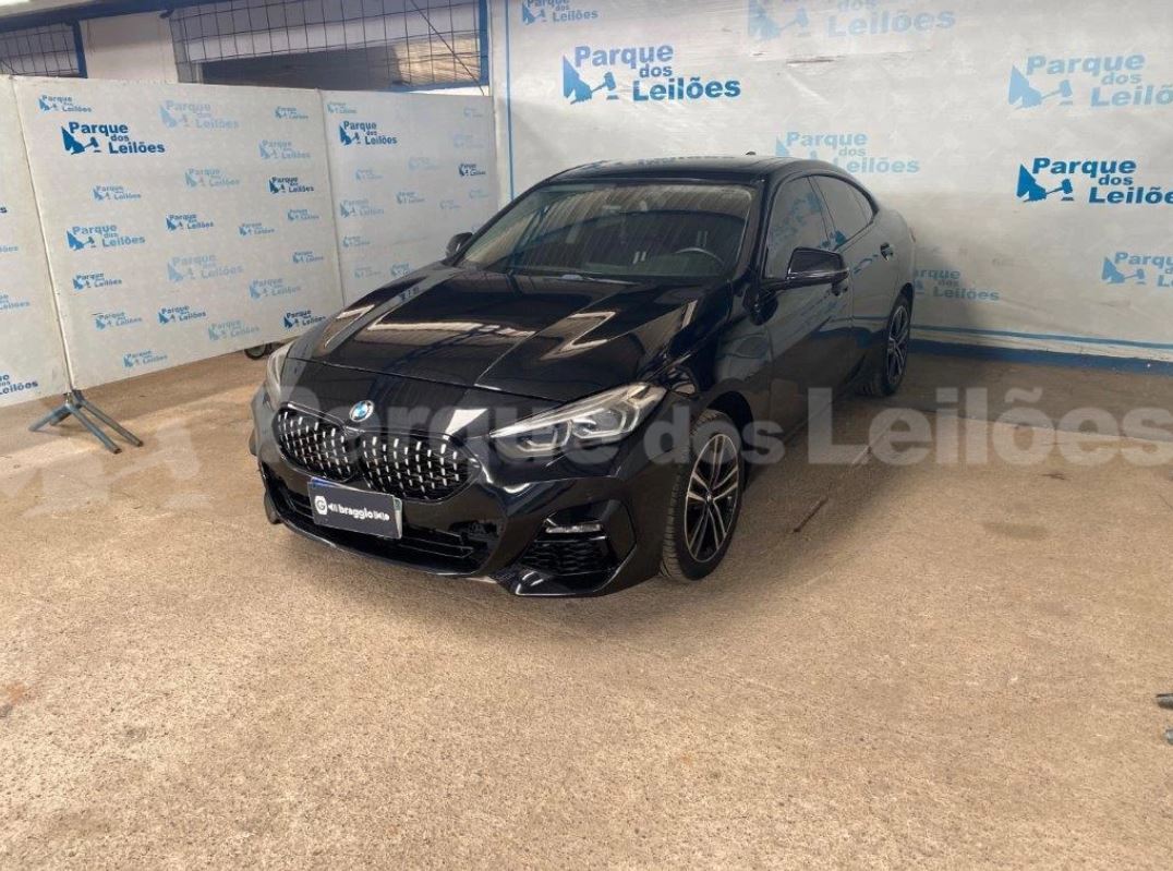 BMW 218I 21/22