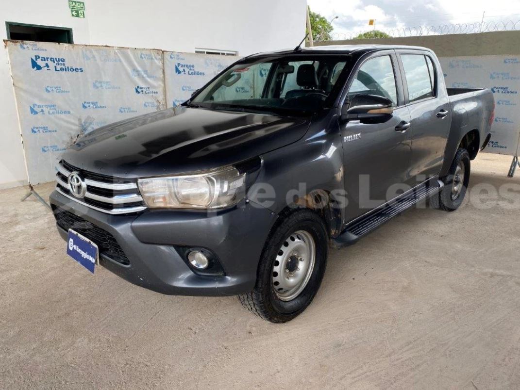 TOYOTA HILUX 2.8 16/17